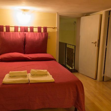 Dimora Dei Giganti Apartment Naples Exterior photo